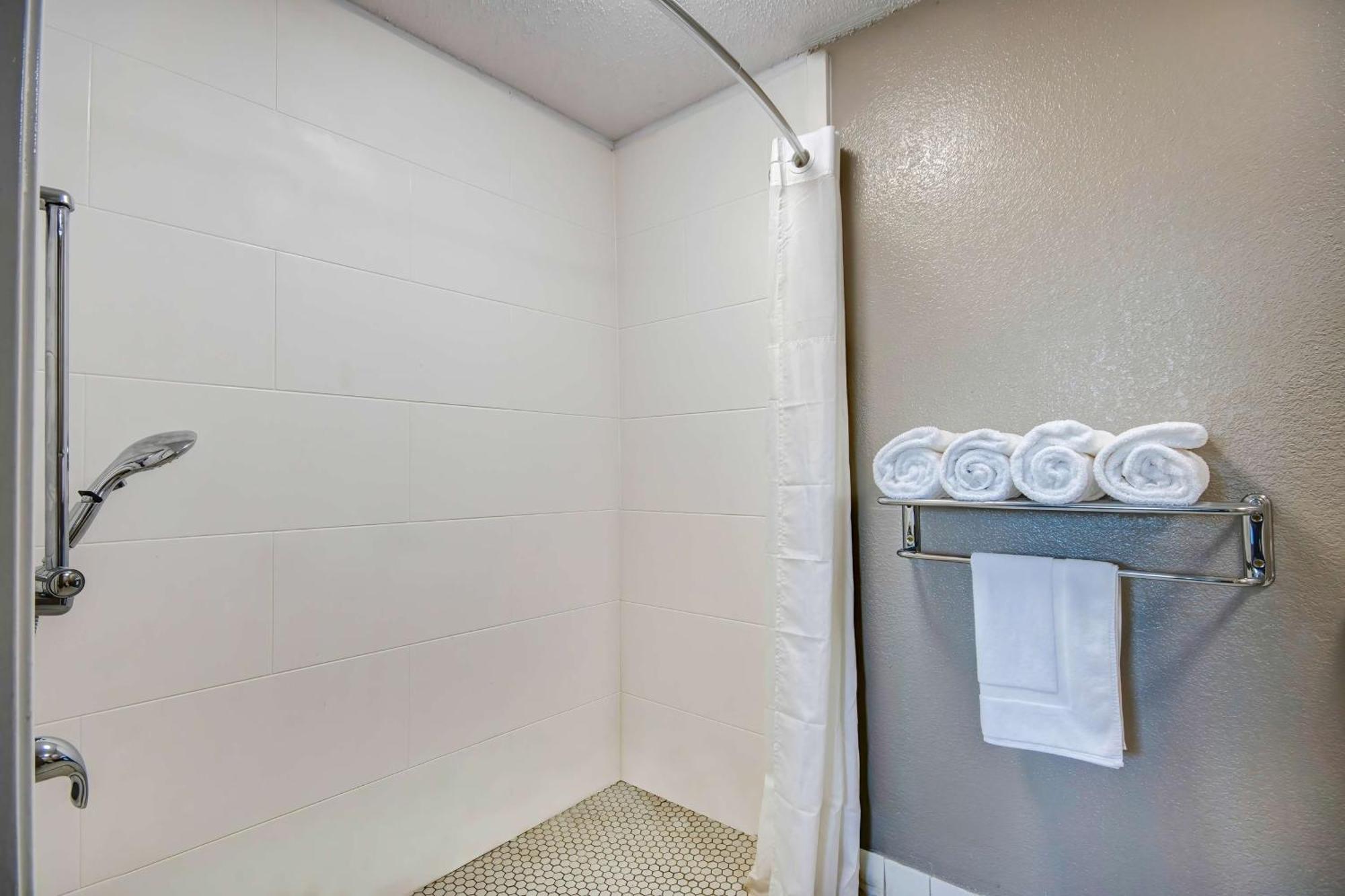 Motel 6 Columbus Oh - Osu North Kültér fotó